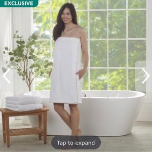 Women’s shower wrap